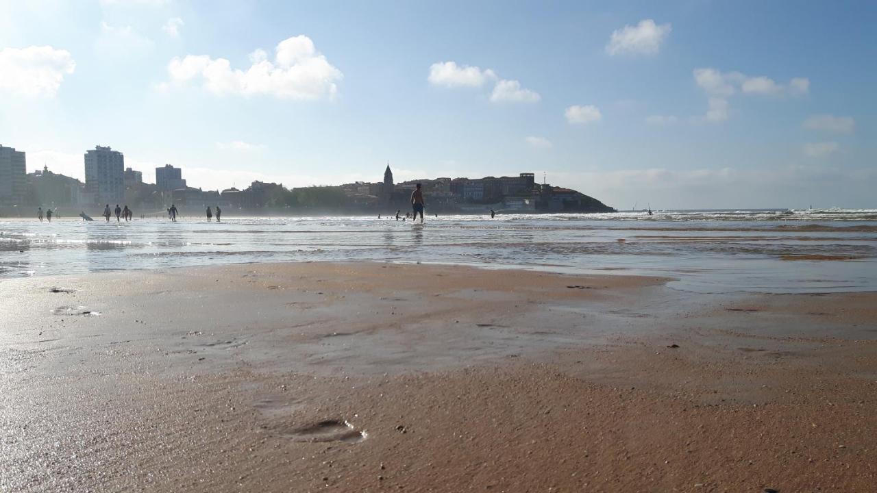 Ferienwohnung Apartamento La Escalerona Con Vistas Al Mar Gijón Exterior foto